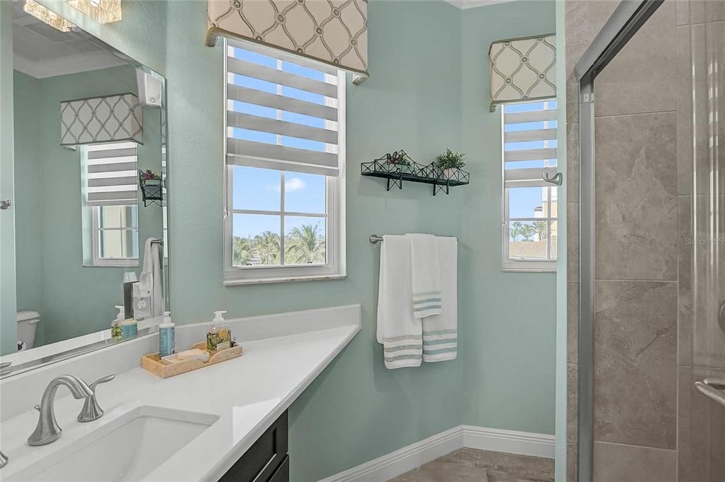 En Venta: $1,950,000 (3 camas, 3 baños, 3219 Pies cuadrados)