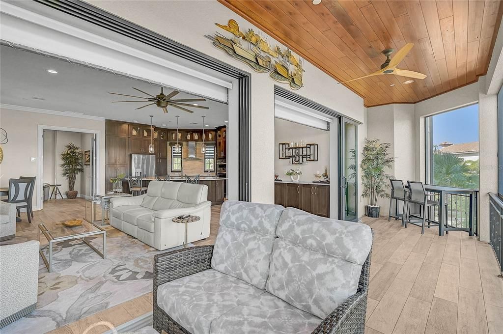 En Venta: $1,950,000 (3 camas, 3 baños, 3219 Pies cuadrados)