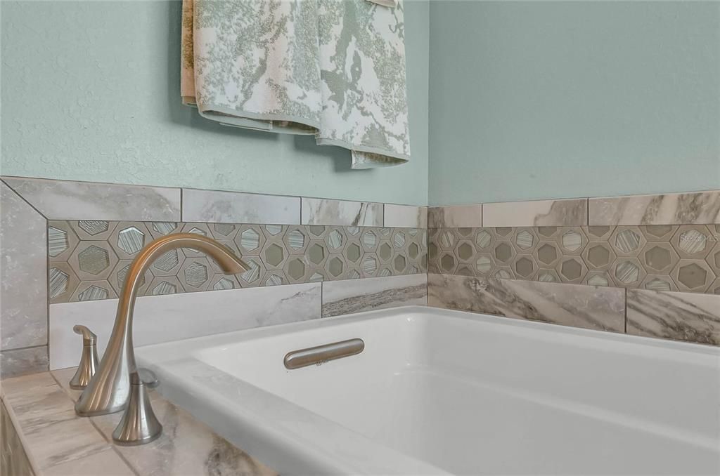 En Venta: $1,950,000 (3 camas, 3 baños, 3219 Pies cuadrados)