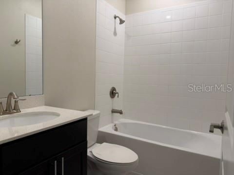 Activo con contrato: $2,000 (2 camas, 2 baños, 1284 Pies cuadrados)