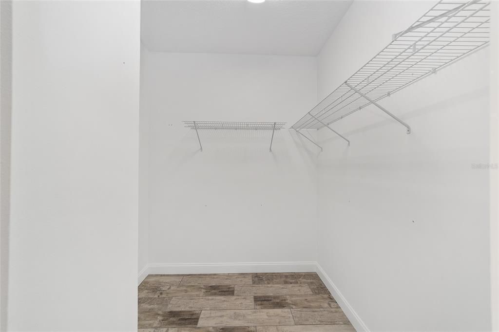 待售: $368,000 (3 贝兹, 2 浴室, 1808 平方英尺)