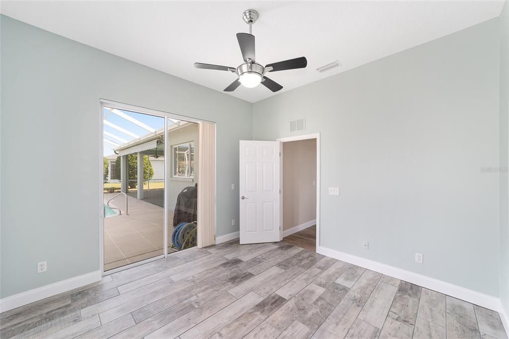 待售: $368,000 (3 贝兹, 2 浴室, 1808 平方英尺)