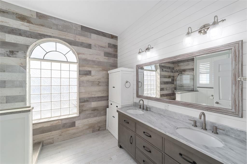 待售: $368,000 (3 贝兹, 2 浴室, 1808 平方英尺)