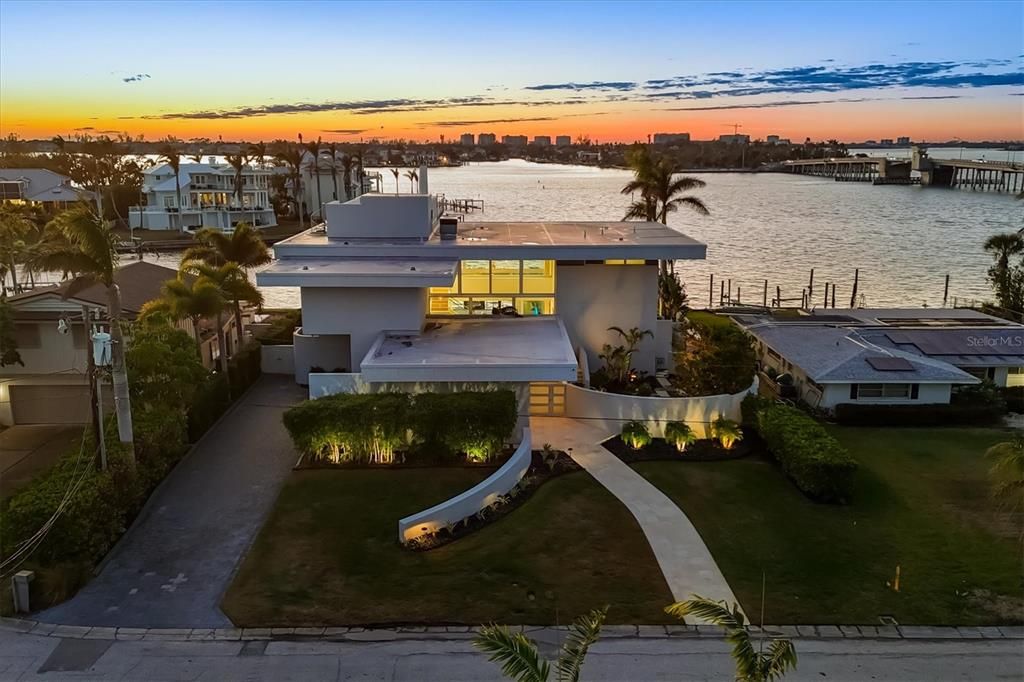 For Sale: $7,875,000 (4 beds, 4 baths, 4559 Square Feet)