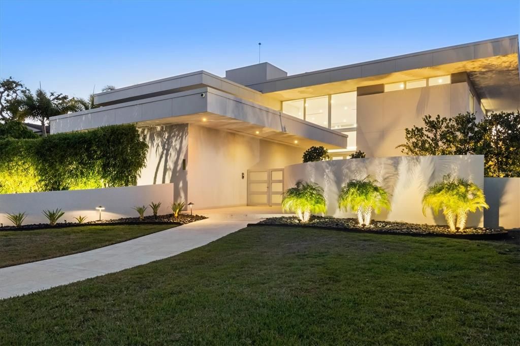 For Sale: $7,875,000 (4 beds, 4 baths, 4559 Square Feet)