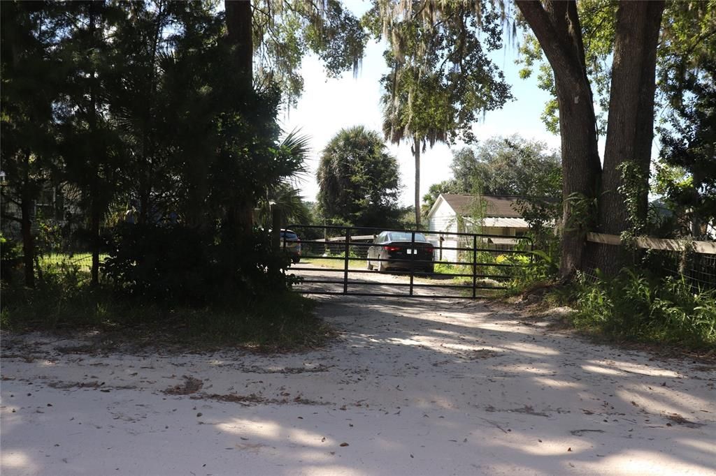 待售: $154,900 (3 贝兹, 2 浴室, 1084 平方英尺)