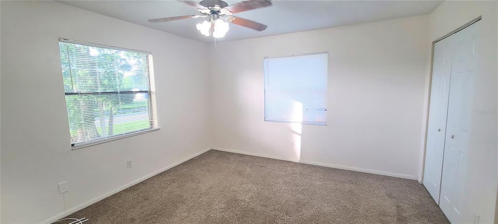 出租: $1,400 (2 贝兹, 1 浴室, 1024 平方英尺)