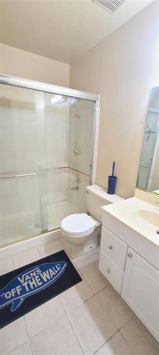 出租: $1,400 (2 贝兹, 1 浴室, 1024 平方英尺)