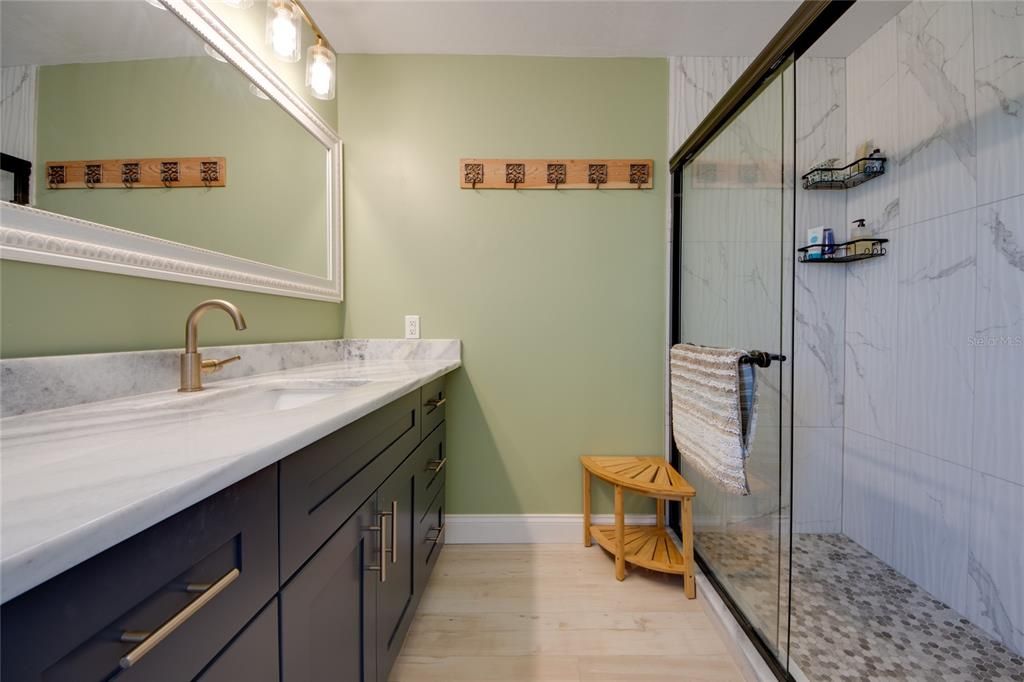 For Sale: $329,000 (3 beds, 2 baths, 1431 Square Feet)