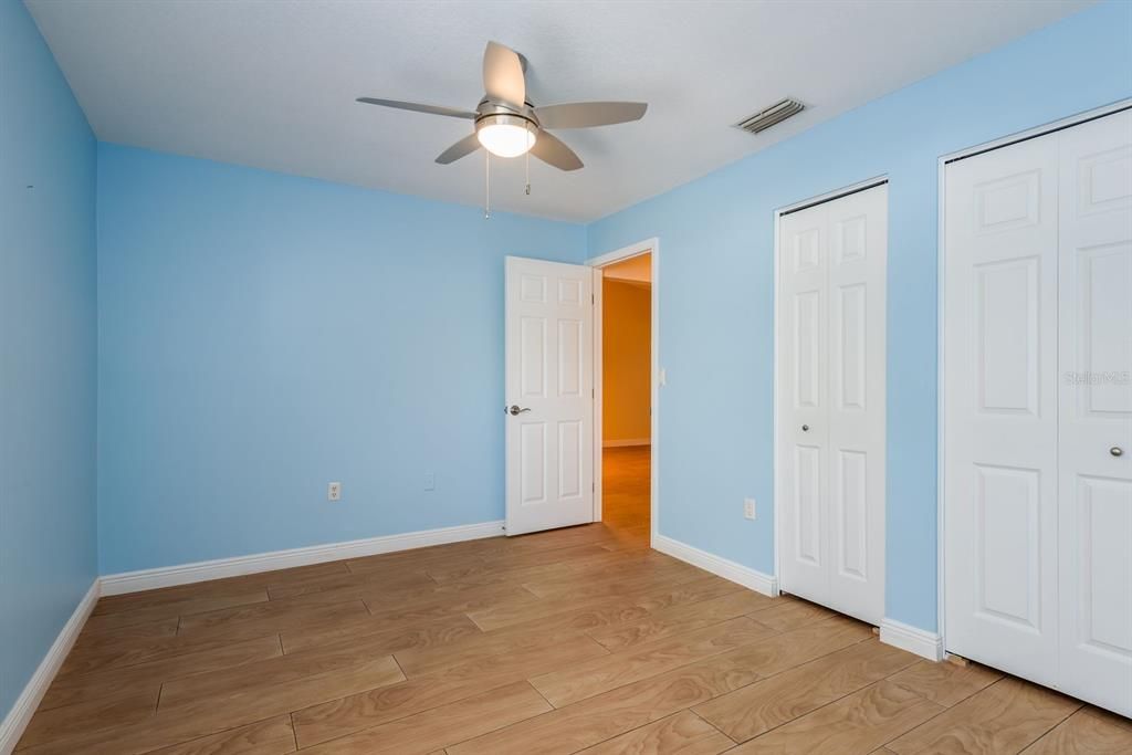 For Sale: $225,000 (2 beds, 2 baths, 1177 Square Feet)