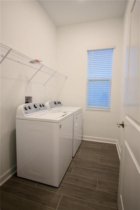 出租: $2,900 (3 贝兹, 2 浴室, 2650 平方英尺)