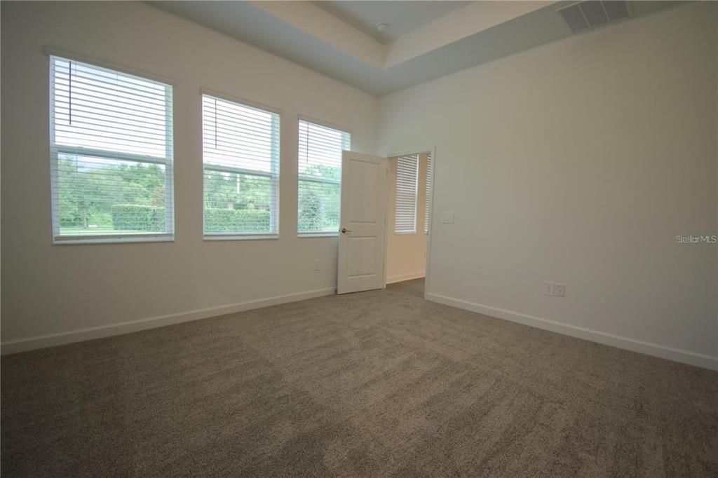 出租: $2,900 (3 贝兹, 2 浴室, 2650 平方英尺)