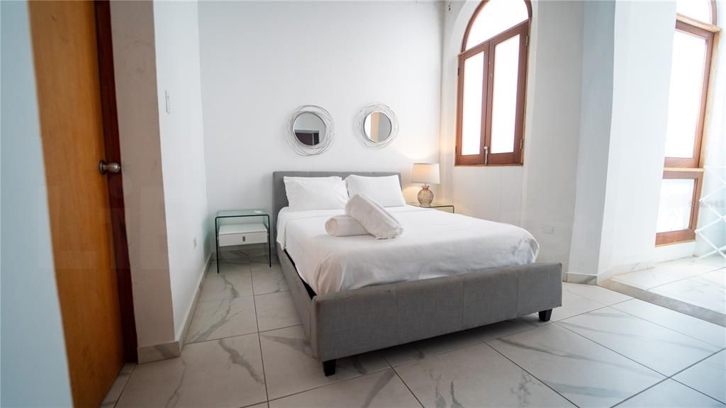 En Venta: $585,000 (1 camas, 1 baños, 823 Pies cuadrados)