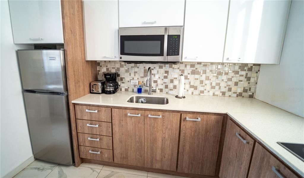 En Venta: $585,000 (1 camas, 1 baños, 823 Pies cuadrados)