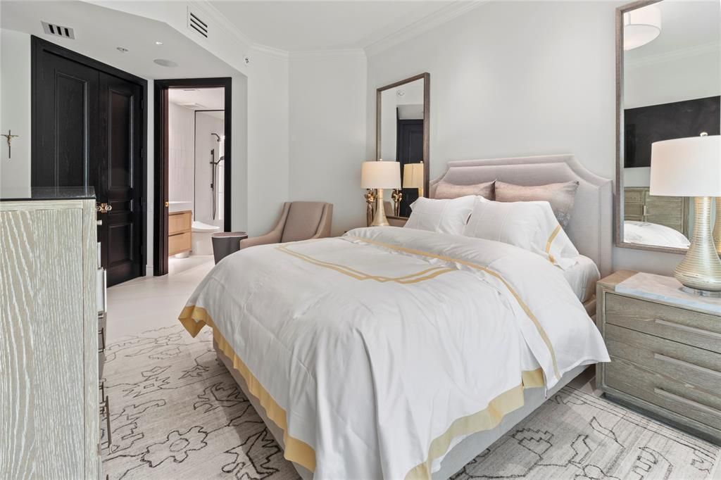 For Rent: $6,500 (2 beds, 2 baths, 1983 Square Feet)