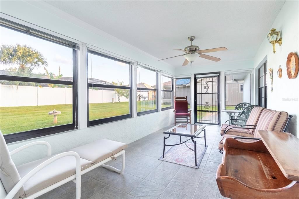 待售: $290,000 (2 贝兹, 2 浴室, 1480 平方英尺)