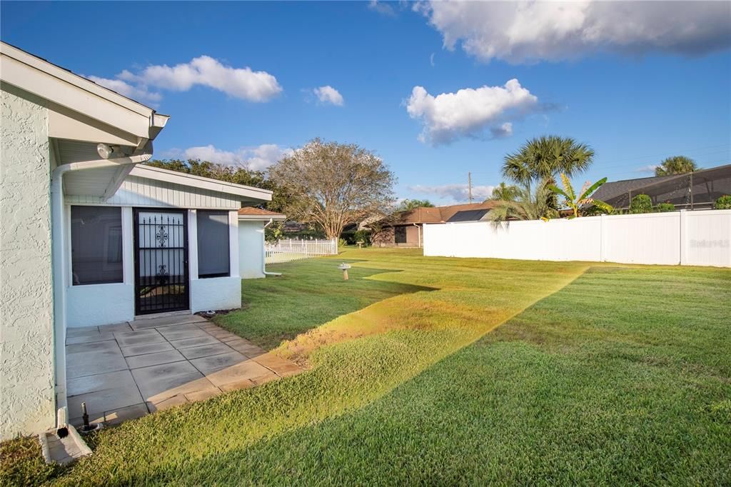 待售: $290,000 (2 贝兹, 2 浴室, 1480 平方英尺)