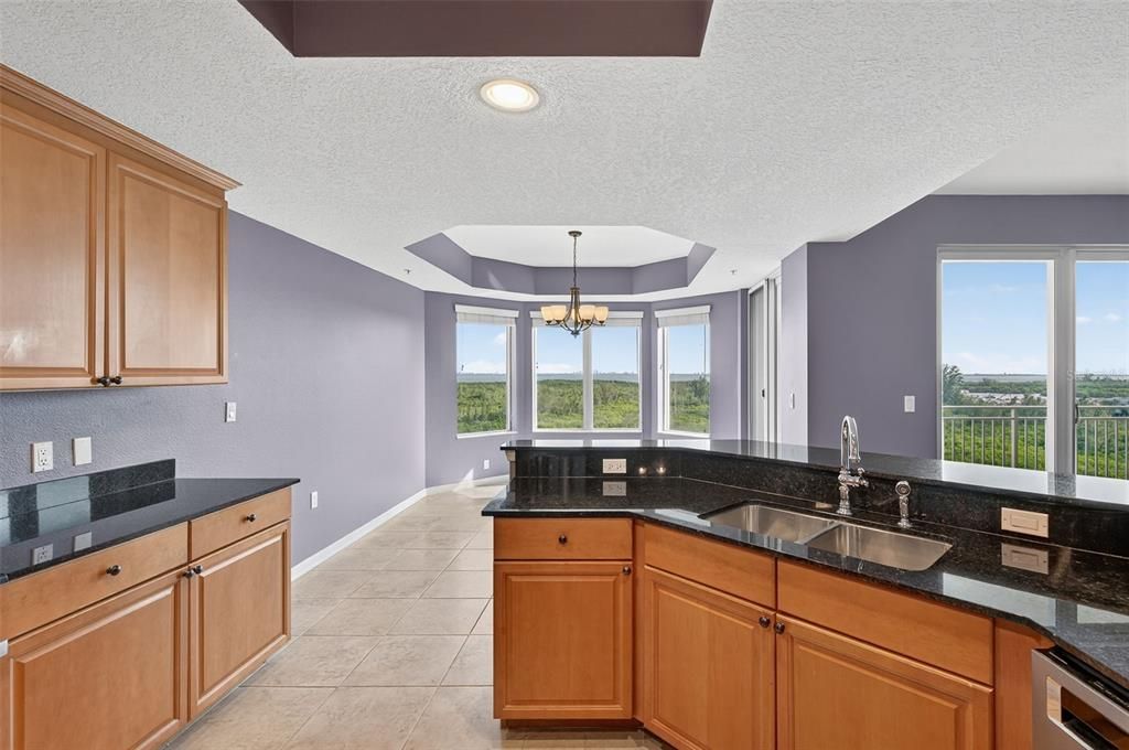 For Sale: $425,000 (2 beds, 2 baths, 1600 Square Feet)