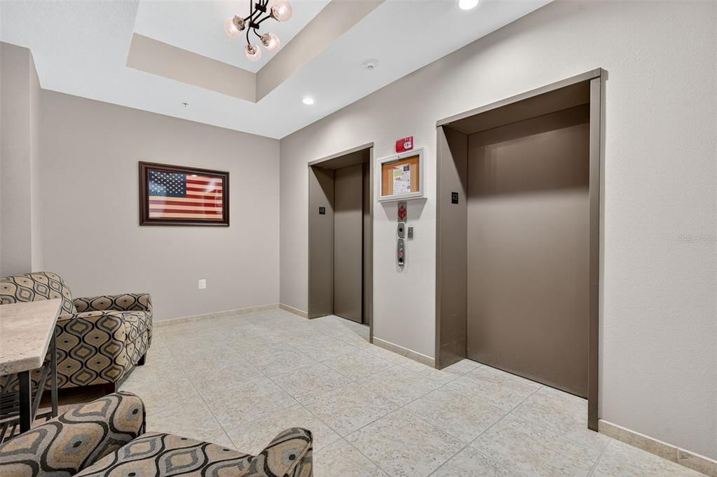 For Sale: $425,000 (2 beds, 2 baths, 1600 Square Feet)