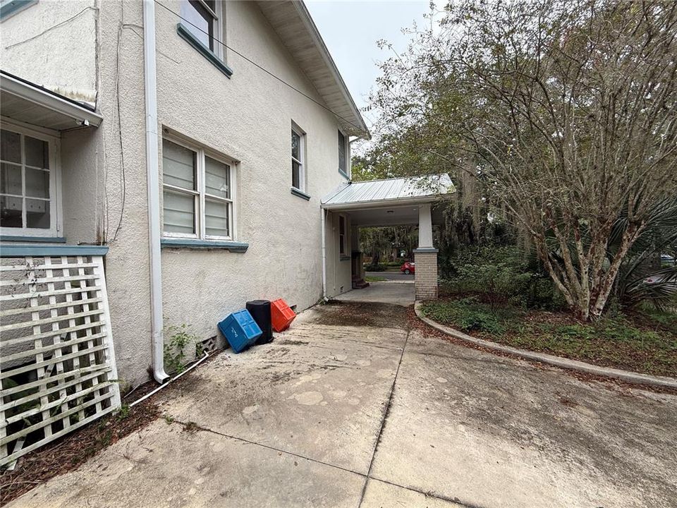 En Venta: $699,000 (5 camas, 2 baños, 2420 Pies cuadrados)