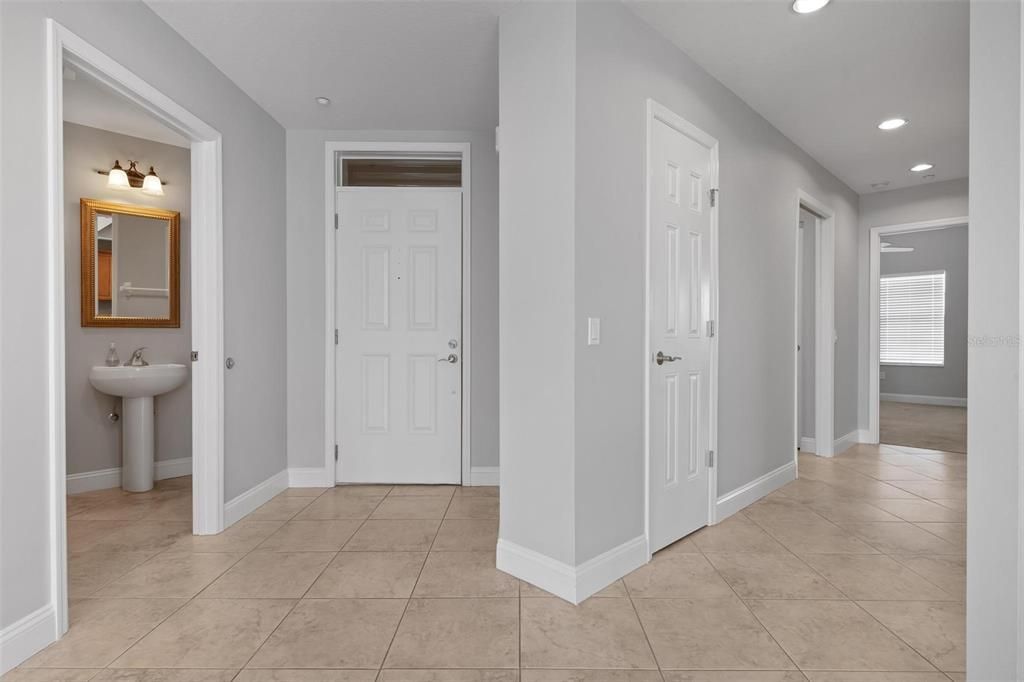 В аренду: $3,000 (3 спален, 2 ванн, 2138 Квадратных фут)