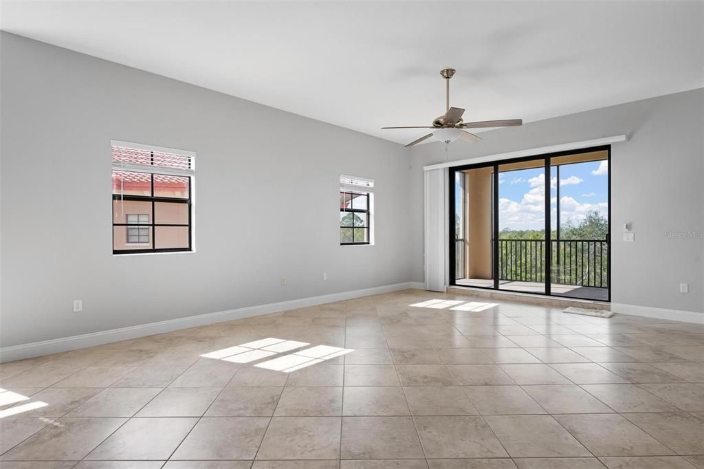 В аренду: $3,000 (3 спален, 2 ванн, 2138 Квадратных фут)