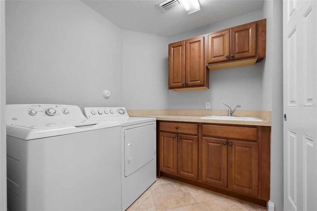 В аренду: $3,000 (3 спален, 2 ванн, 2138 Квадратных фут)