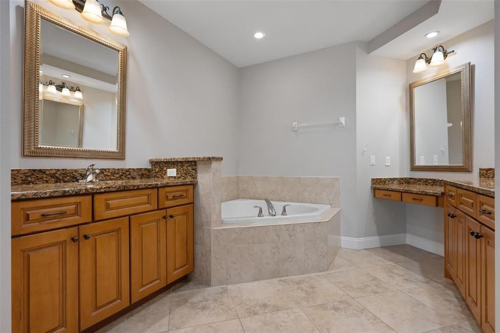 В аренду: $3,000 (3 спален, 2 ванн, 2138 Квадратных фут)