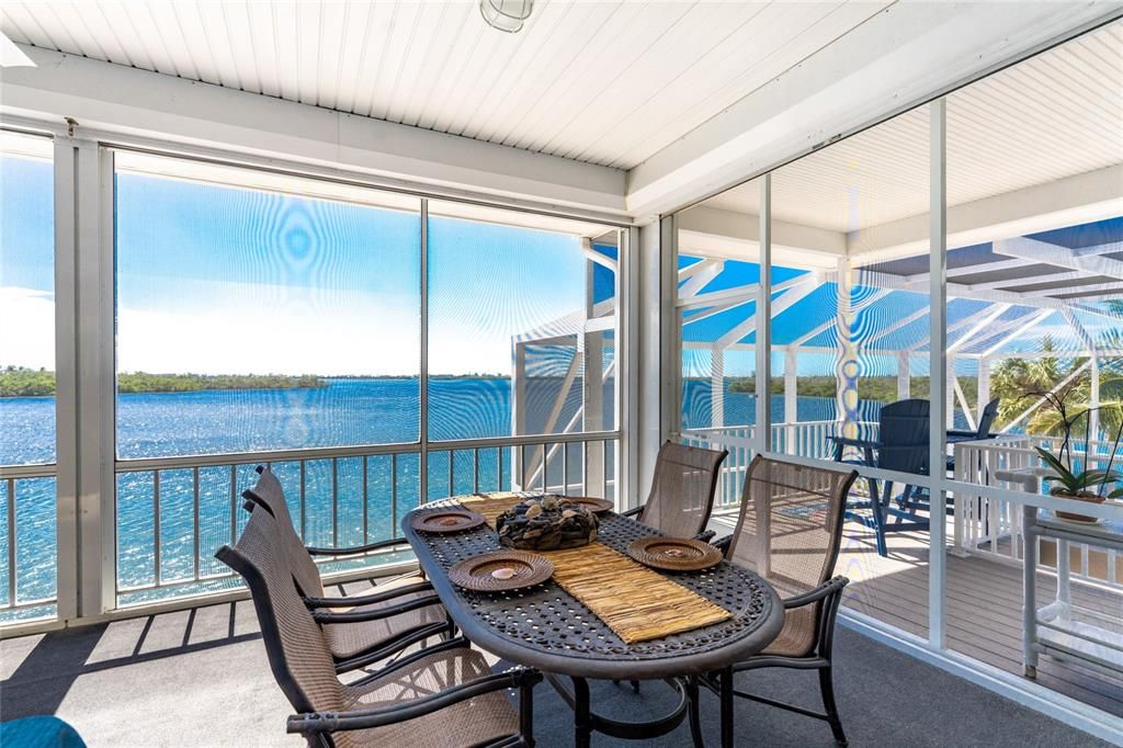 待售: $1,998,000 (3 贝兹, 2 浴室, 2332 平方英尺)