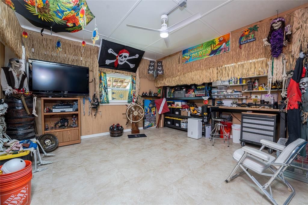 待售: $1,998,000 (3 贝兹, 2 浴室, 2332 平方英尺)