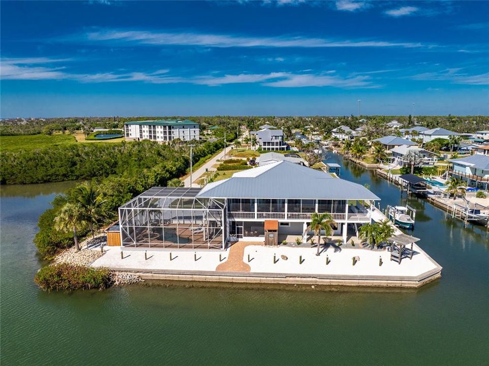 待售: $1,998,000 (3 贝兹, 2 浴室, 2332 平方英尺)