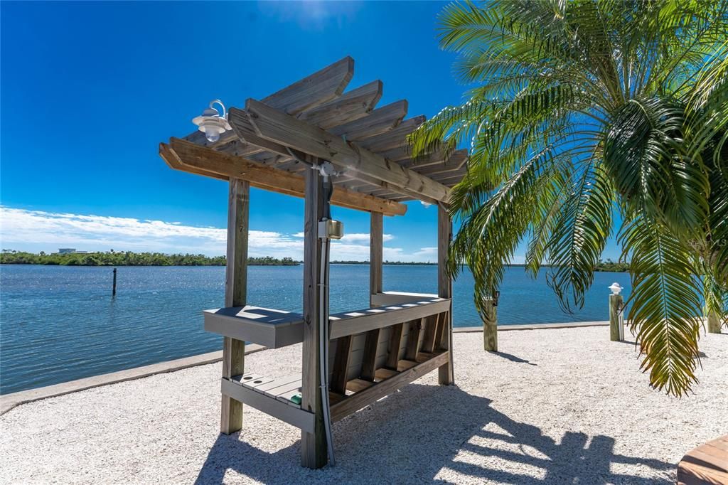 待售: $1,998,000 (3 贝兹, 2 浴室, 2332 平方英尺)