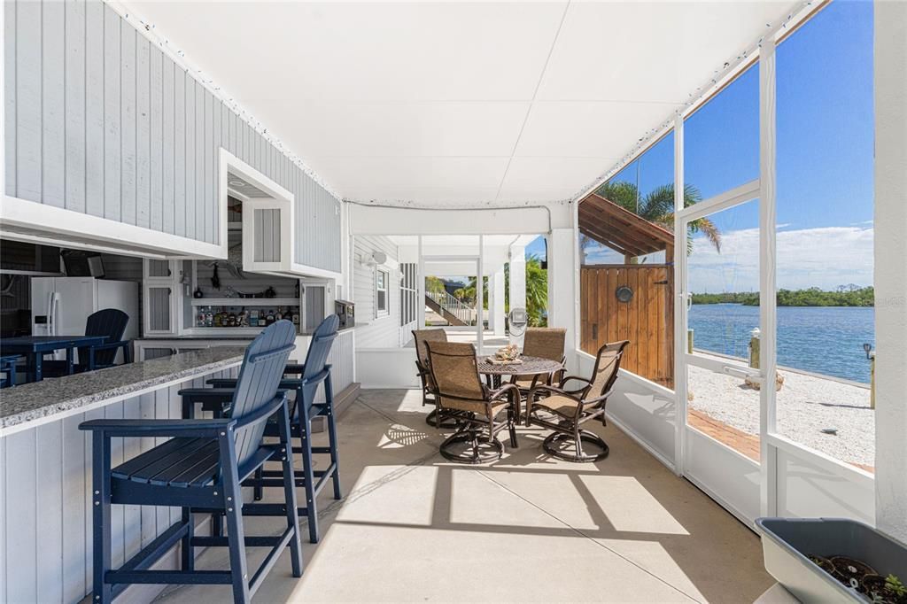 待售: $1,998,000 (3 贝兹, 2 浴室, 2332 平方英尺)