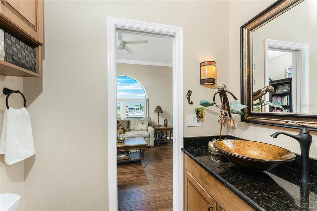 待售: $1,998,000 (3 贝兹, 2 浴室, 2332 平方英尺)