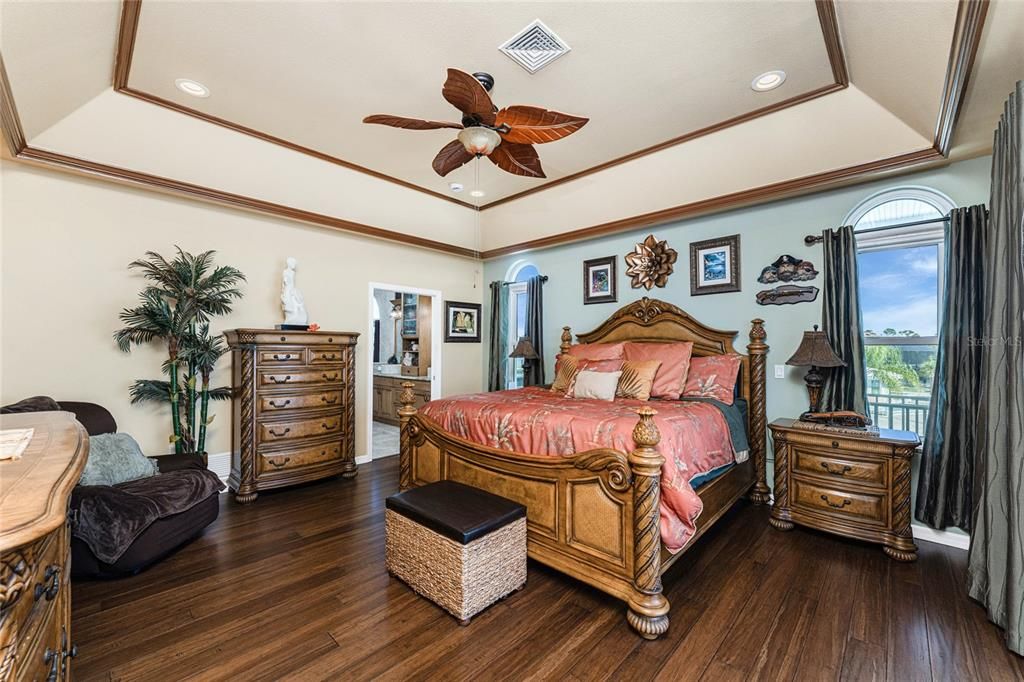 待售: $1,998,000 (3 贝兹, 2 浴室, 2332 平方英尺)