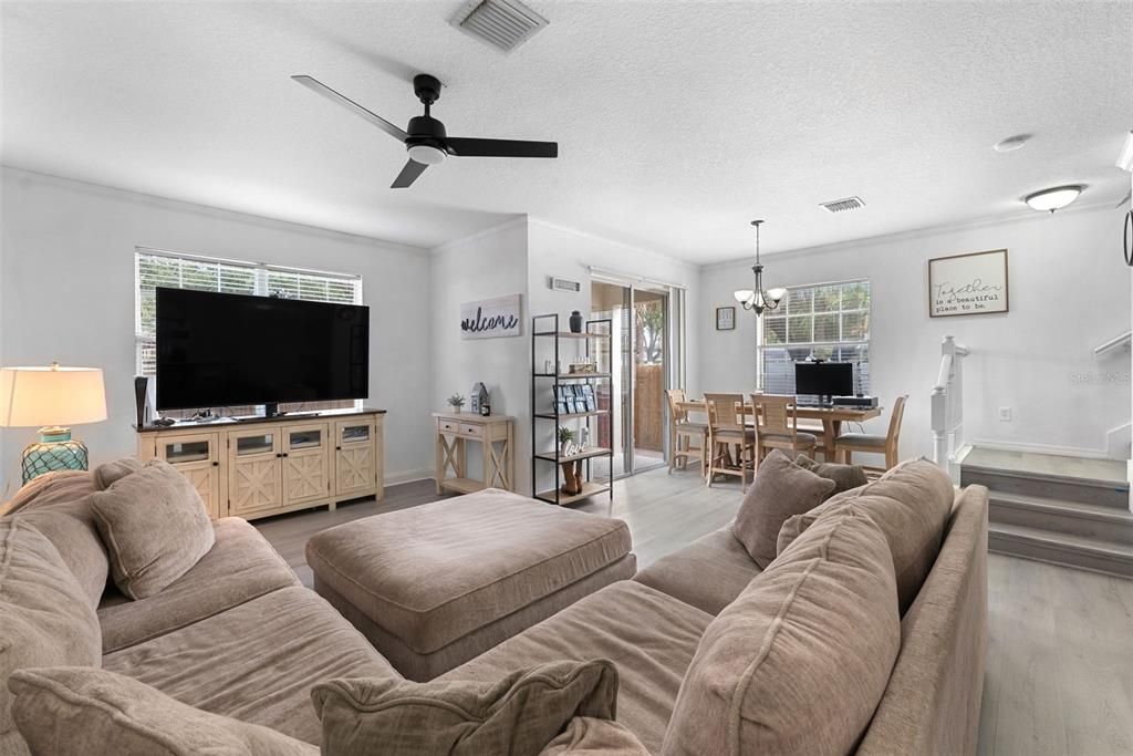 待售: $429,900 (3 贝兹, 2 浴室, 2006 平方英尺)