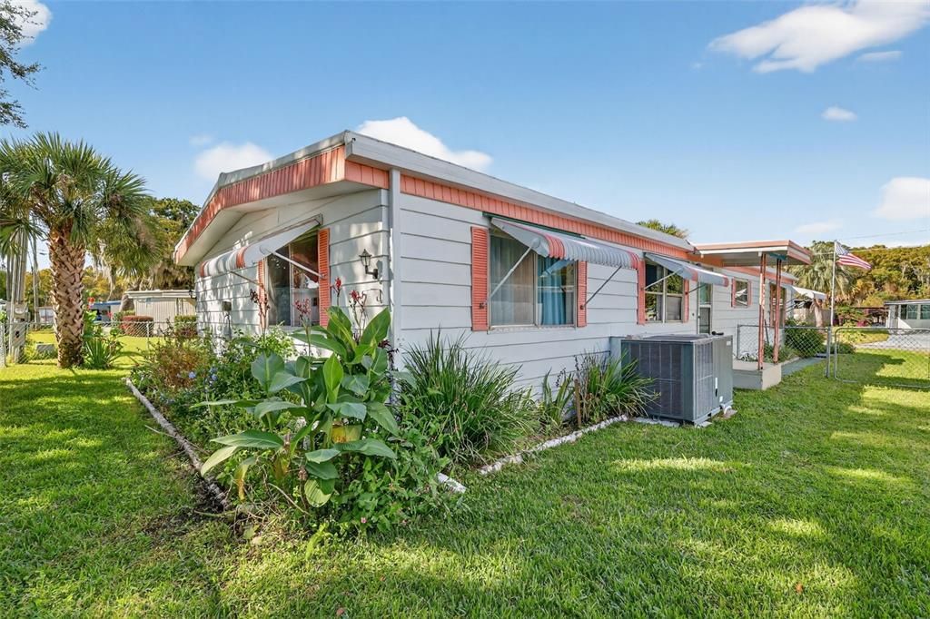 For Sale: $170,000 (2 beds, 2 baths, 1344 Square Feet)