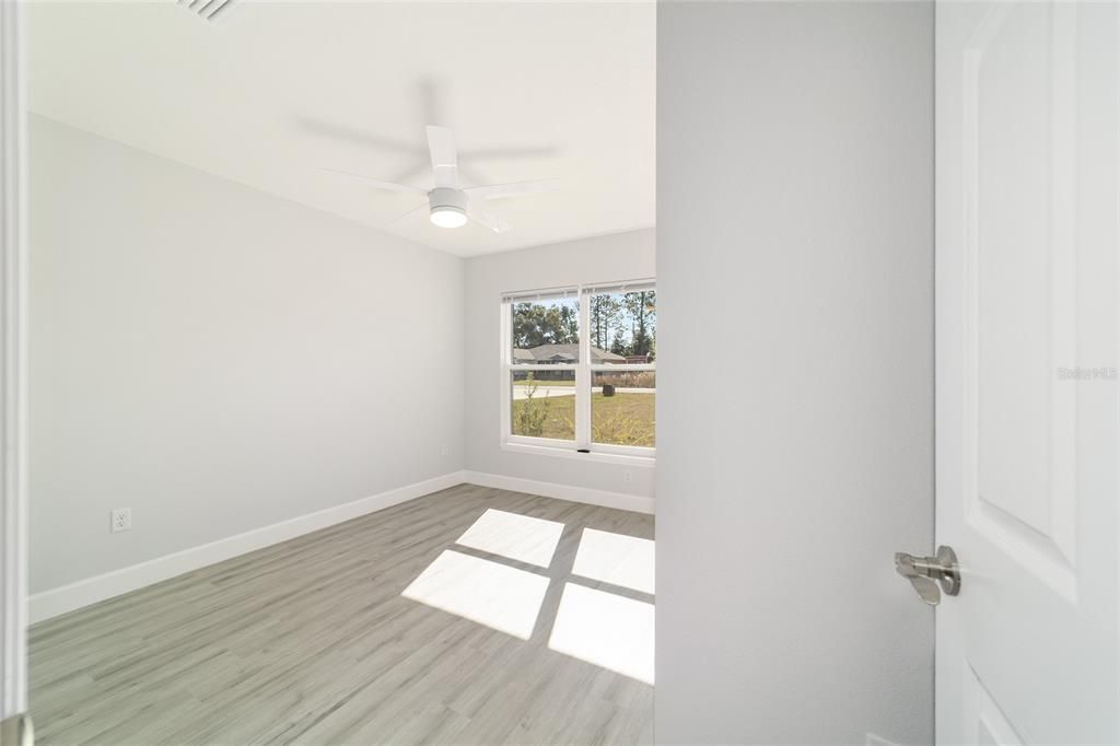 For Sale: $279,900 (3 beds, 2 baths, 1380 Square Feet)