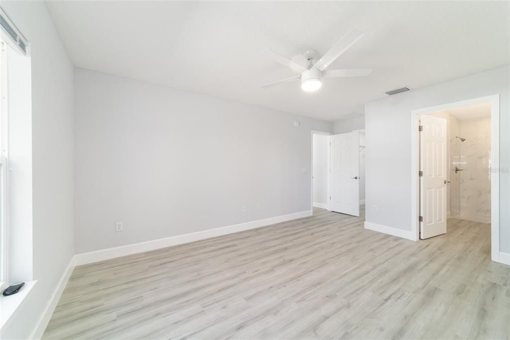 For Sale: $279,900 (3 beds, 2 baths, 1380 Square Feet)