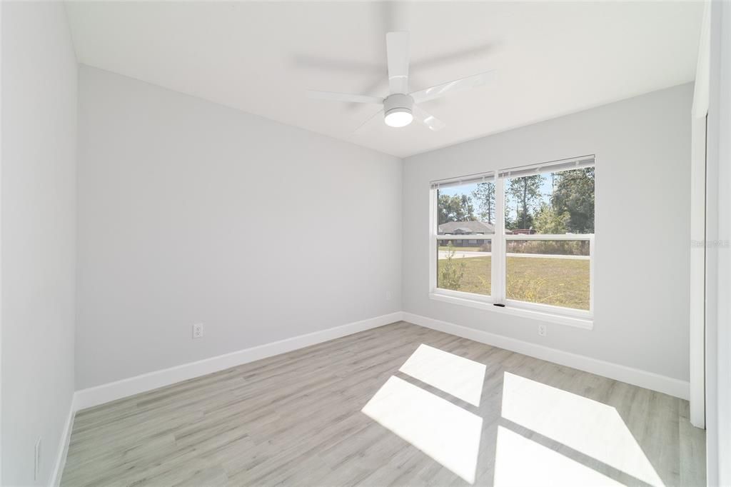 For Sale: $279,900 (3 beds, 2 baths, 1380 Square Feet)