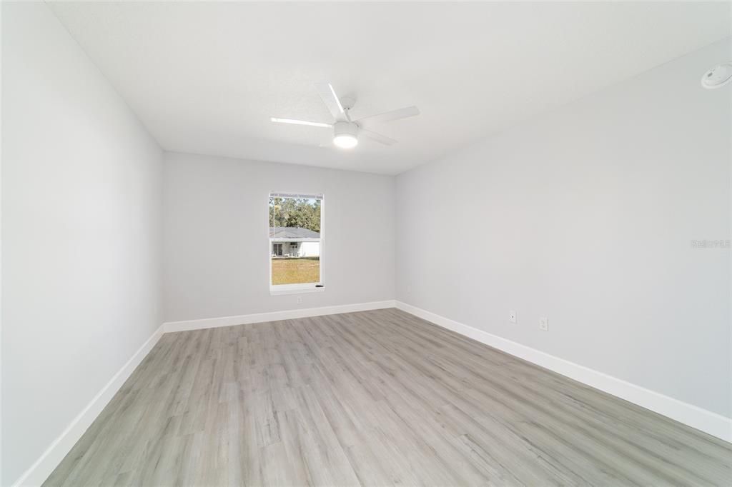 For Sale: $279,900 (3 beds, 2 baths, 1380 Square Feet)