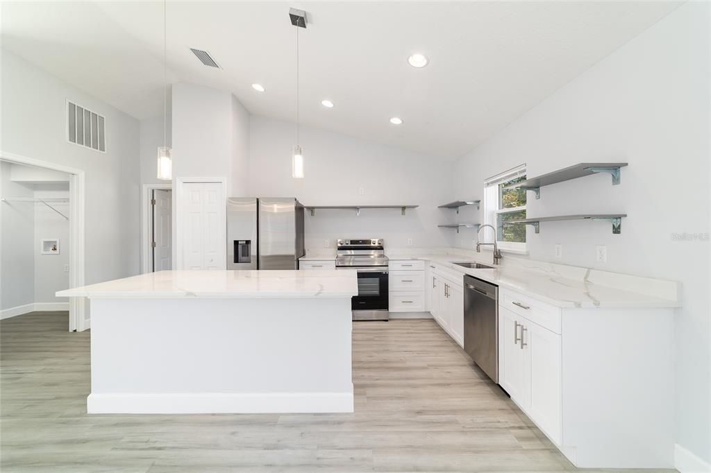 For Sale: $279,900 (3 beds, 2 baths, 1380 Square Feet)