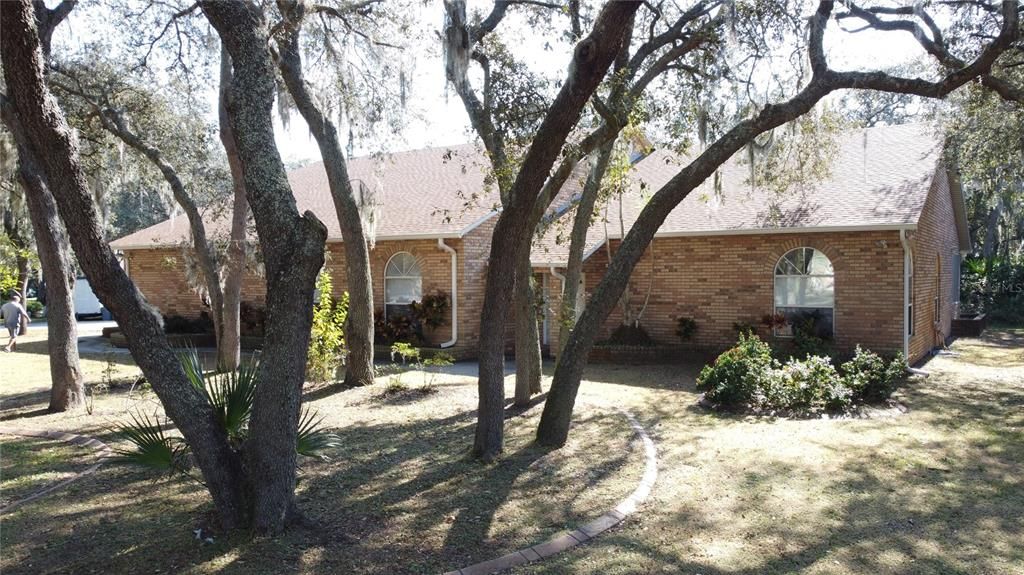 На продажу: $799,500 (4 спален, 3 ванн, 3420 Квадратных фут)