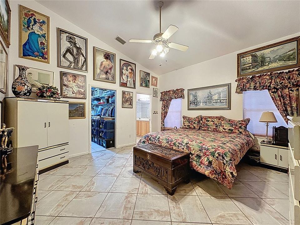 На продажу: $799,500 (4 спален, 3 ванн, 3420 Квадратных фут)