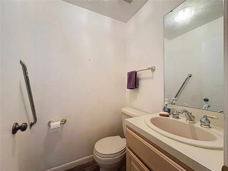 На продажу: $799,500 (4 спален, 3 ванн, 3420 Квадратных фут)