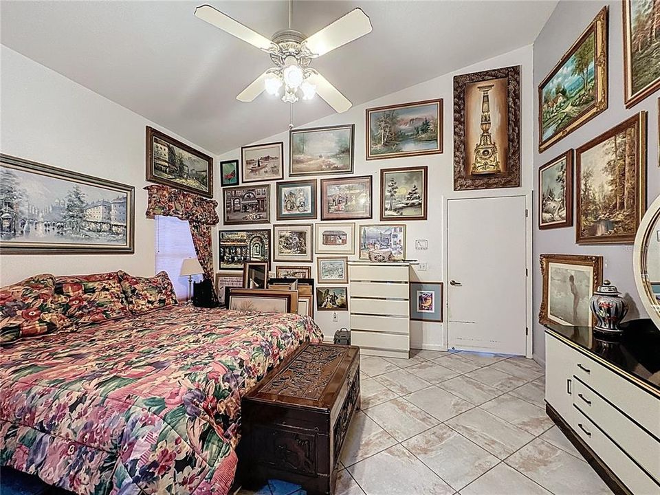 На продажу: $799,500 (4 спален, 3 ванн, 3420 Квадратных фут)