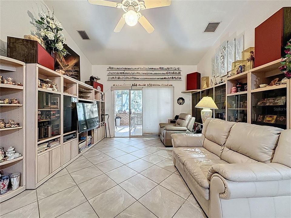 На продажу: $799,500 (4 спален, 3 ванн, 3420 Квадратных фут)