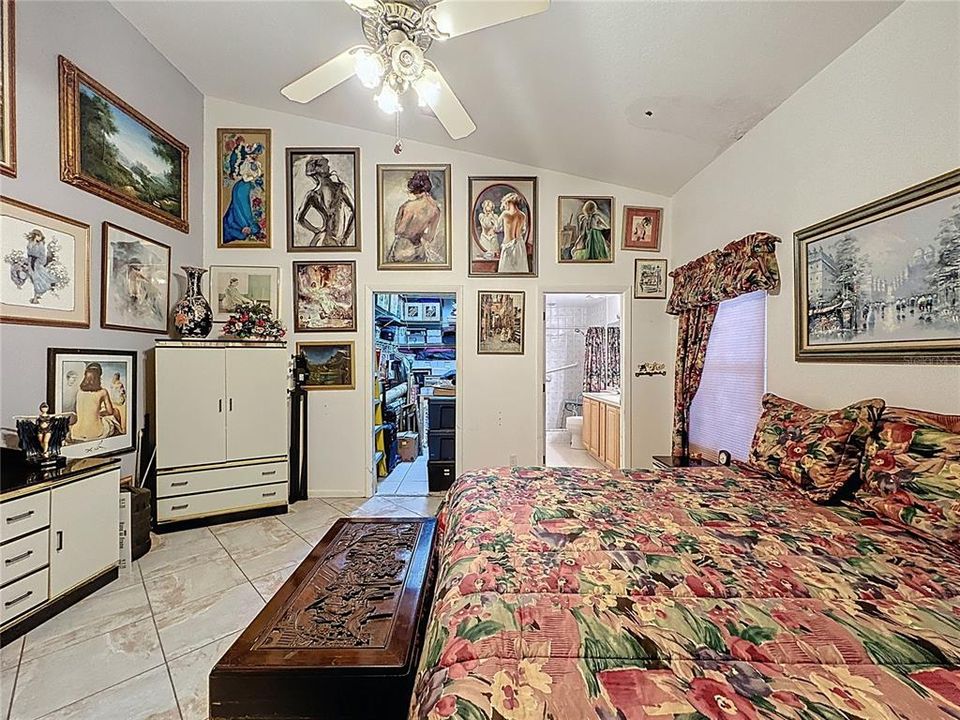 На продажу: $799,500 (4 спален, 3 ванн, 3420 Квадратных фут)