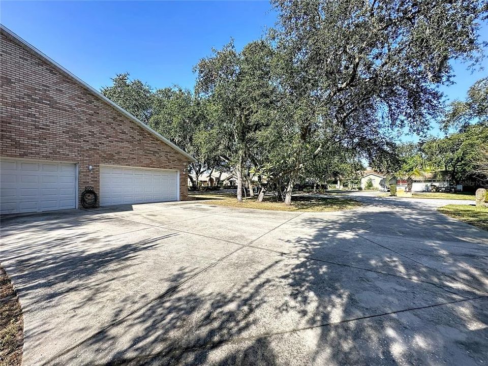 На продажу: $799,500 (4 спален, 3 ванн, 3420 Квадратных фут)