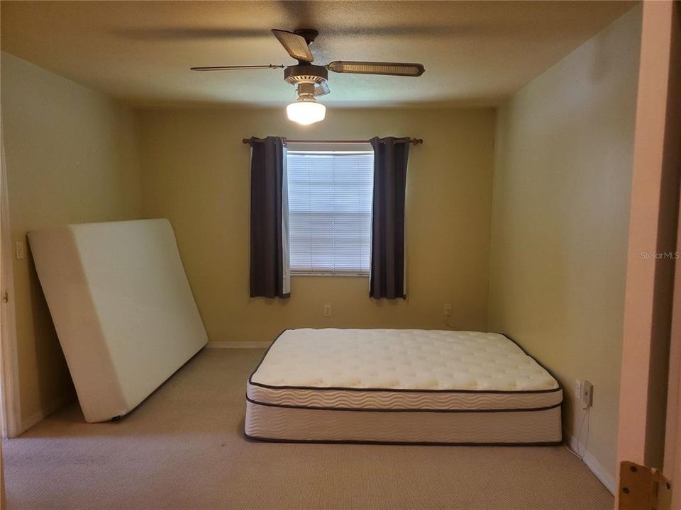 For Sale: $149,000 (1 beds, 1 baths, 732 Square Feet)